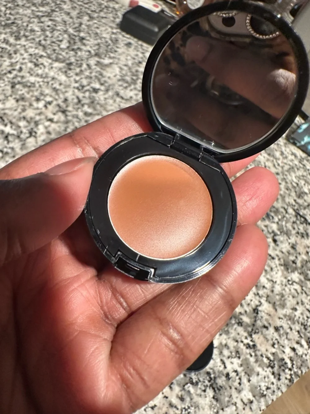 $60! Bobbi Brown Cream Corrector Duo Pot Deep Bisque. UNUSED, FREE SHIPPING!